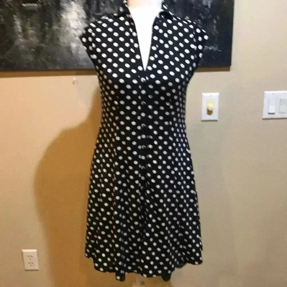 Guess Black & White Button Front Polka Dot Cap Sleeve Dress Lace Hem w/Pockets-S - Picture 1 of 9